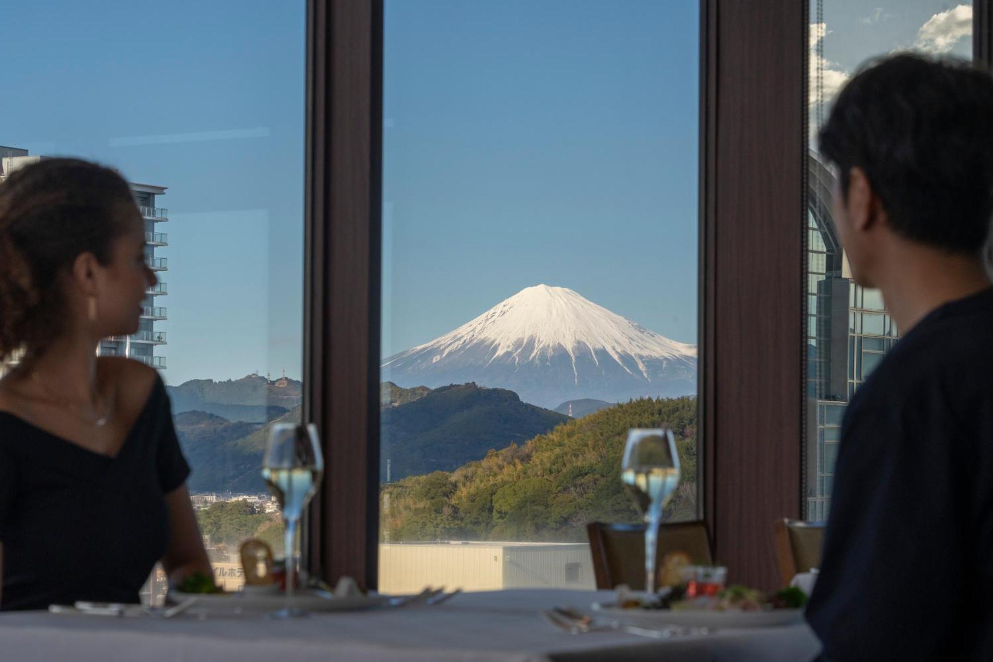 Hotel Associa Shizuoka Zewnętrze zdjęcie Mount Fuji from the hotel